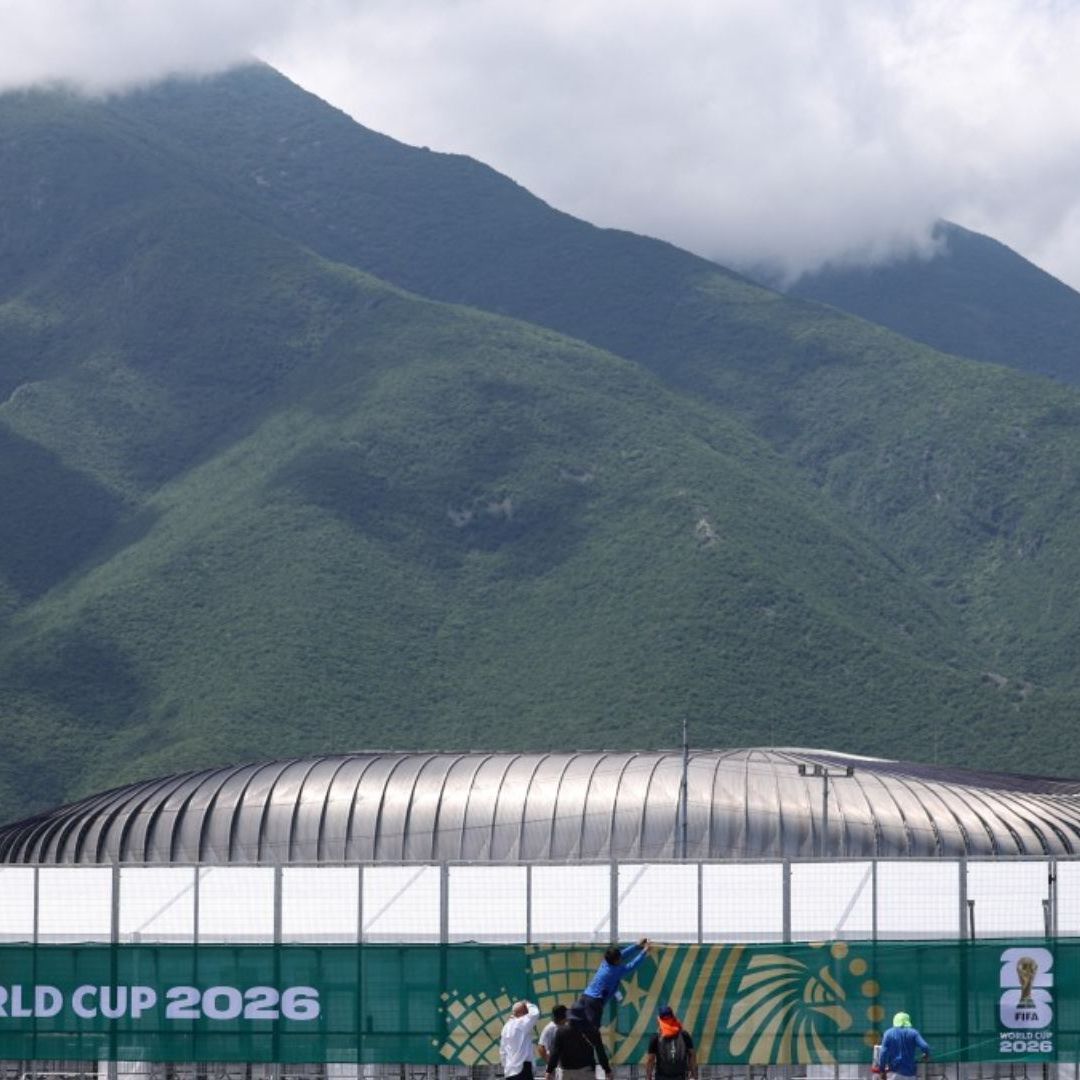 Cerro de la Silla y aficionados